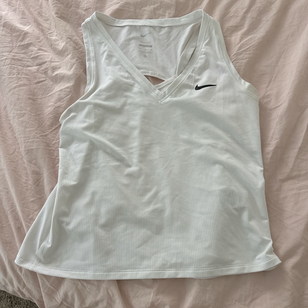 Nike White Ribbed V-Neck Athletic Tank with Black Swoosh